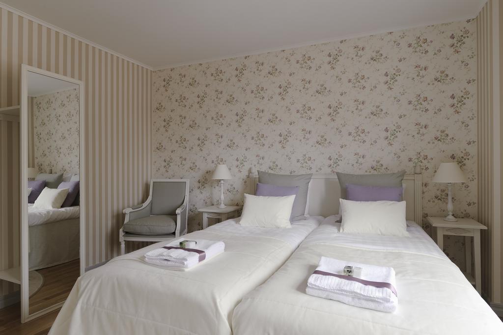 Hilma Winblads Bed & Breakfast Linköping Kamer foto